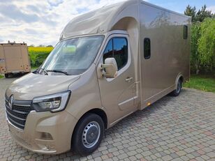 Renault Master hevoskuljetus