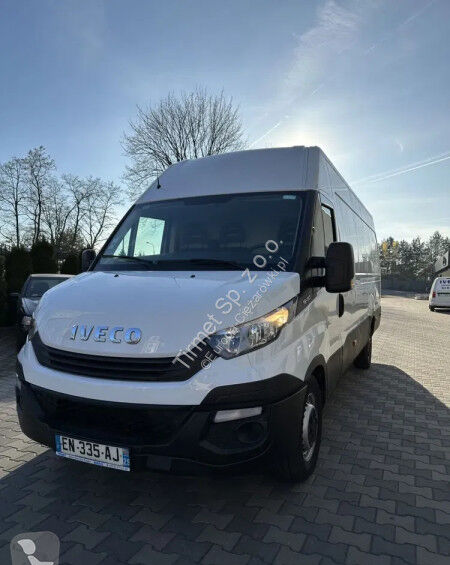 IVECO 35C15 umpikori pakettiauto