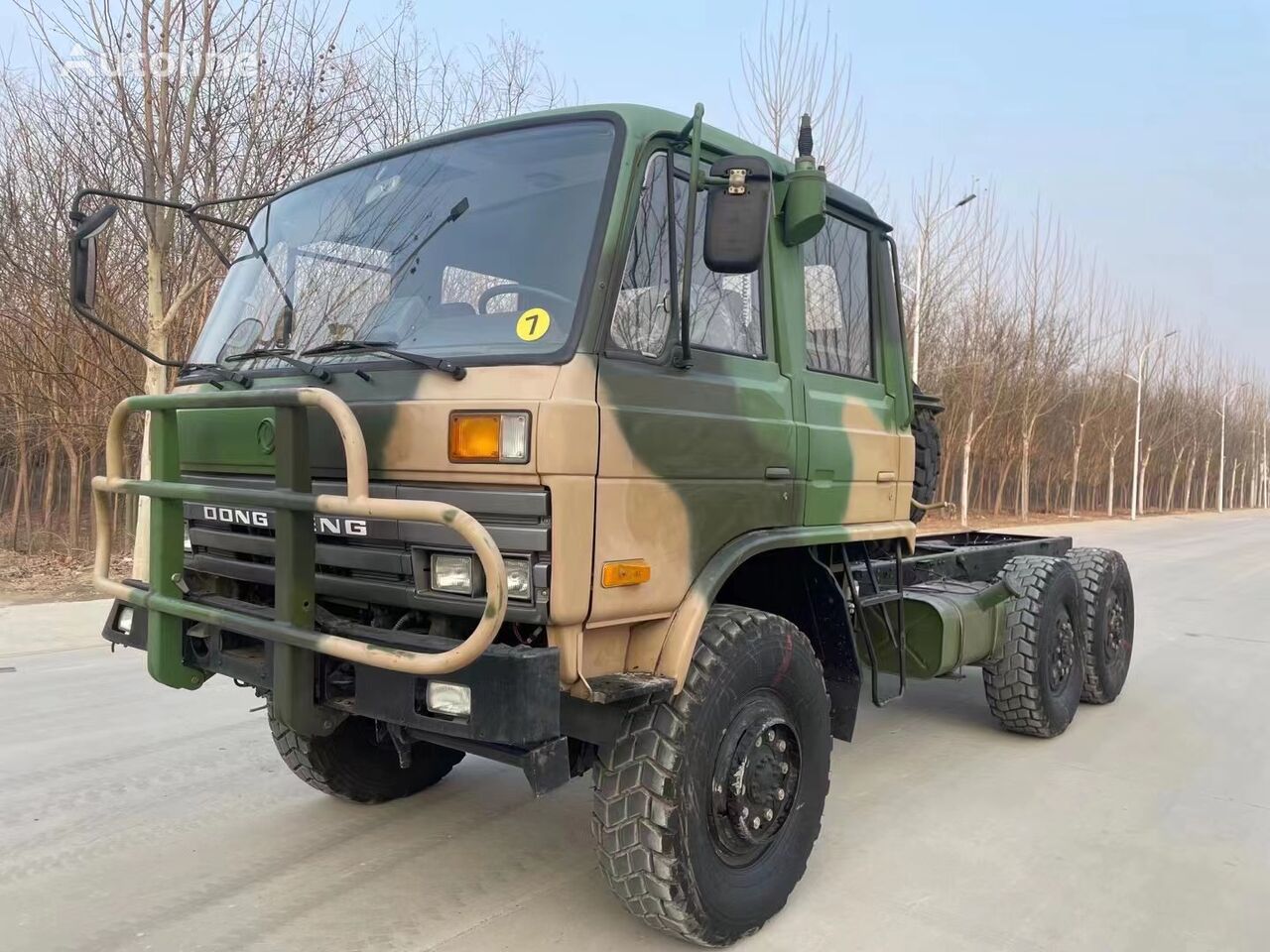 Dongfeng Dongfeng EX-Military All Wheel Drive 6 Wheels Diesel 6X6 Tractor sotilaskuorma-auto